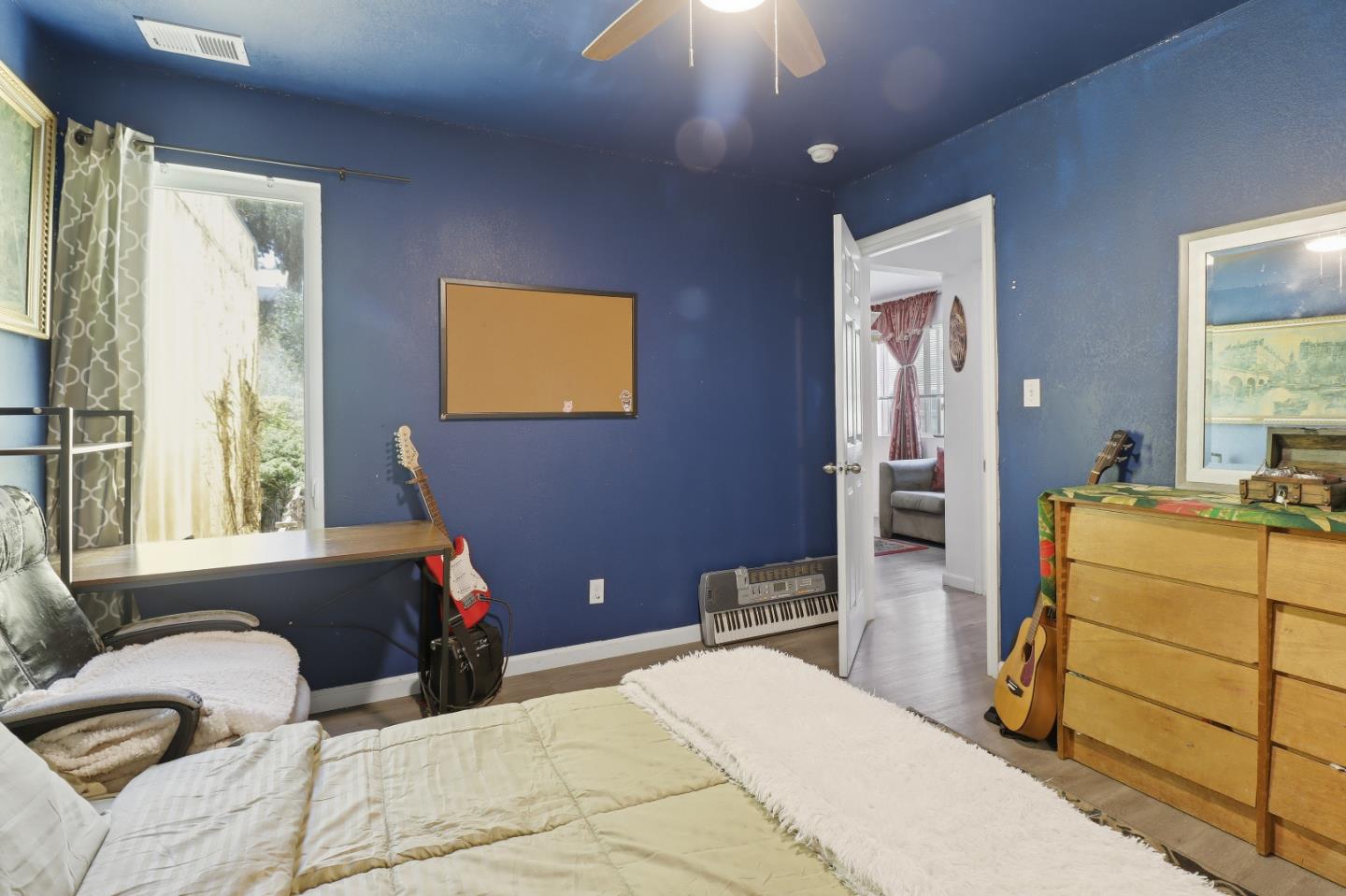216 Rio Verde Street Daly City, CA 94014 - Photo 7 of 50