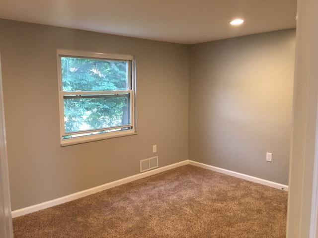 1875 Linton Street Pittsburgh, PA 15219 - Photo 8 of 12 Bedroom