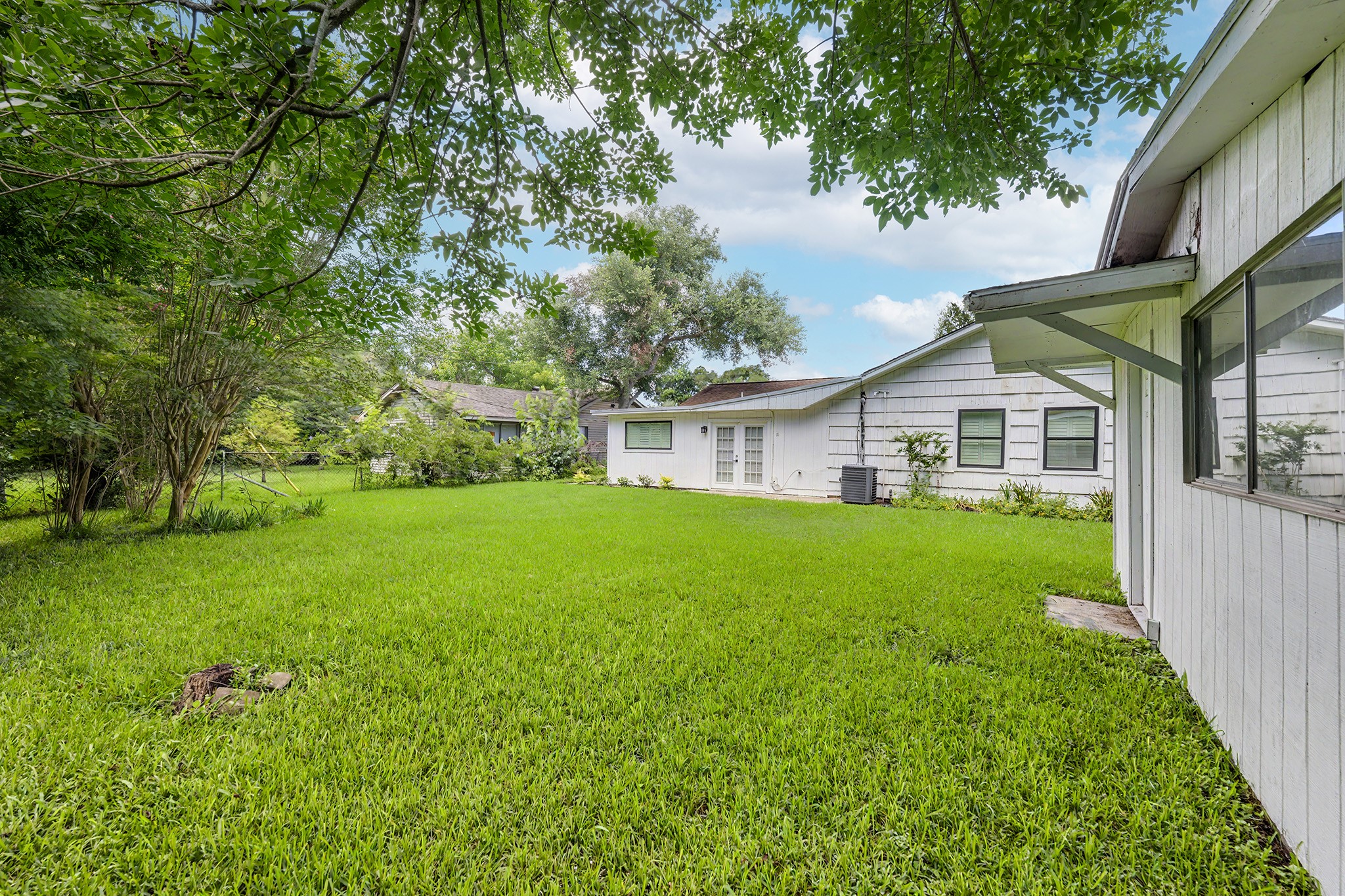 7007 Sharpview Drive Houston, TX 77074 - Photo 15 of 15