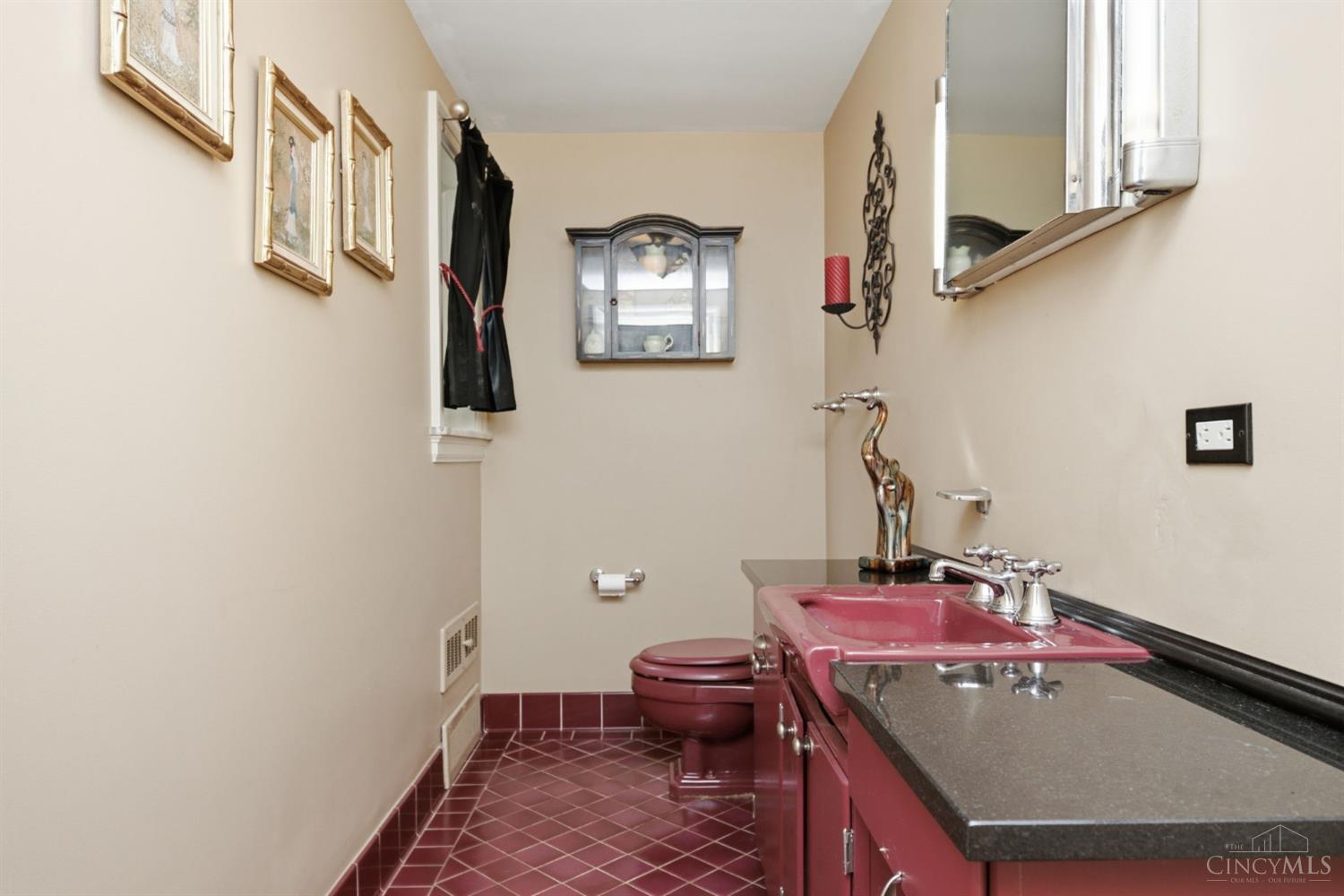 7803 Ayers Road Cincinnati, OH 45255 - Photo 68 of 99