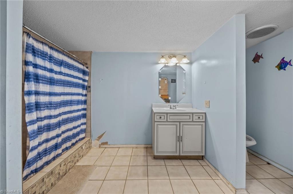 901 Decker Road Thomasville, NC 27360 - Photo 19 of 31