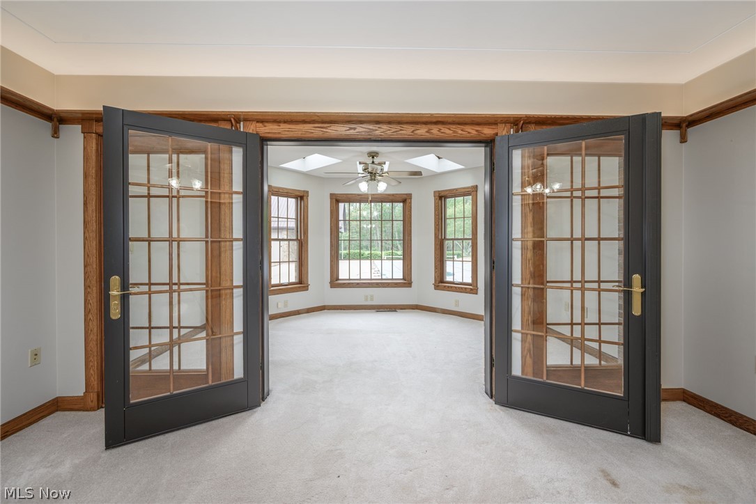 46675 Clarkson Road Rogers, OH 44455 - Photo 14 of 50
