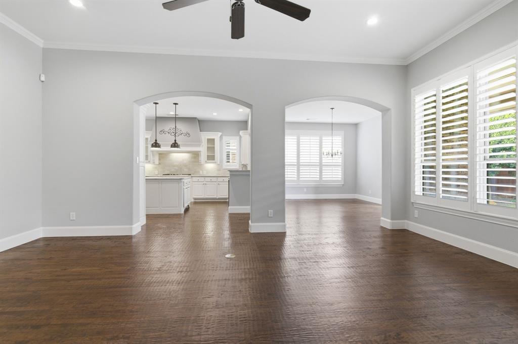 613 Joshua Road Lantana, TX 76226 - Photo 11 of 40