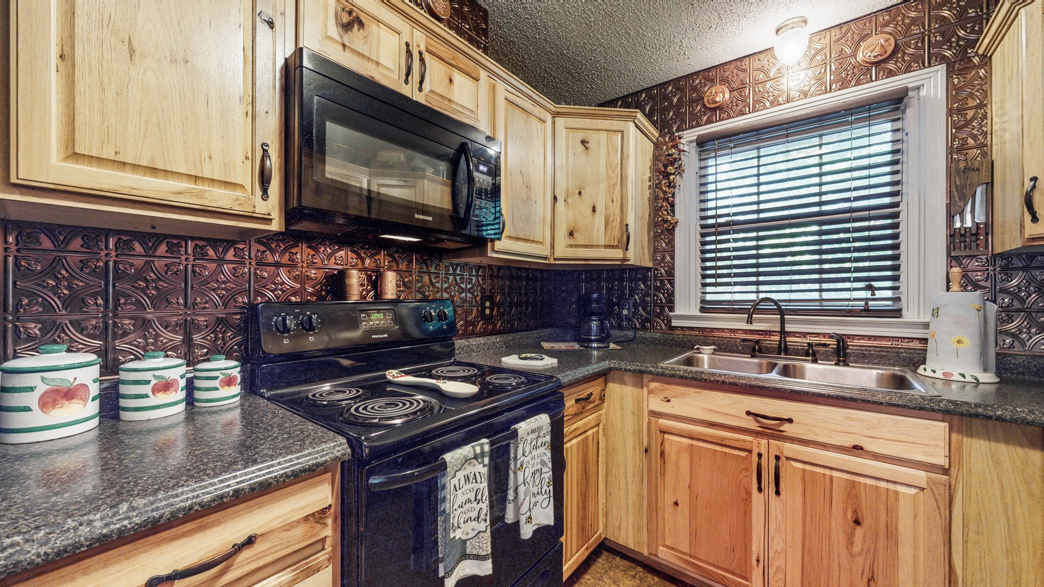 102 Edenway Road Dover, TN 37058 - Photo 12 of 47 Gallery Image 12