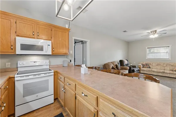 $285,000 | 13382 Northwest Oak Street, Amsterdam, MO 64723