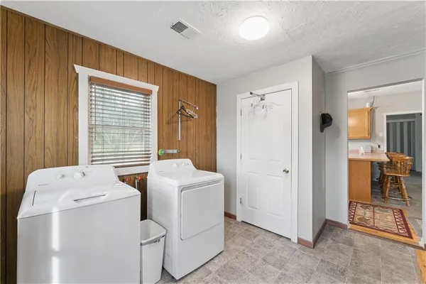 $285,000 | 13382 Northwest Oak Street, Amsterdam, MO 64723
