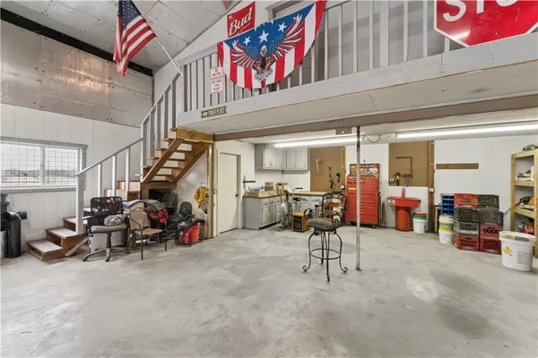 $285,000 | 13382 Northwest Oak Street, Amsterdam, MO 64723