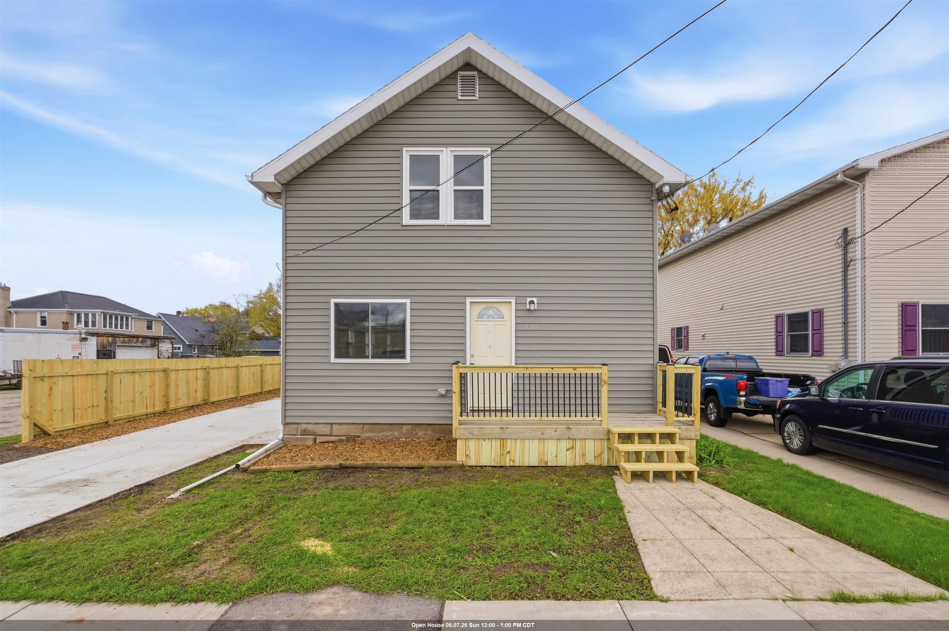 1315 West Summer Street Appleton, WI 54914 - Photo 1 of 43