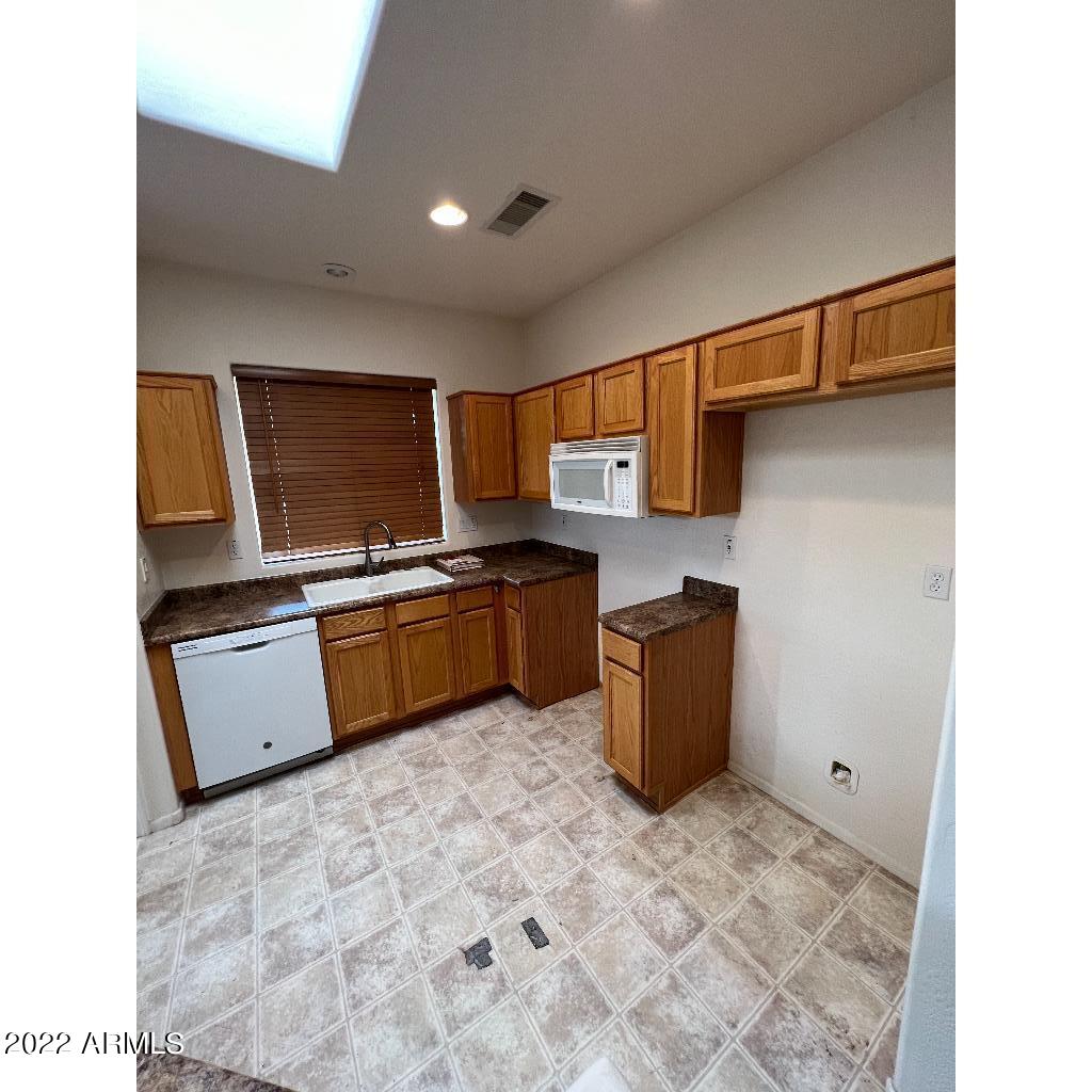 17717 West Parra Drive Surprise, AZ 85387 - Photo 14 of 23 13