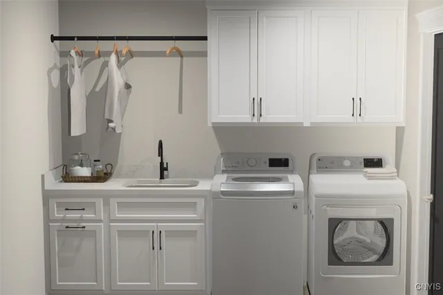 $615,000 | 104 Stonebrooke Drive, New Hartford, NY 13413