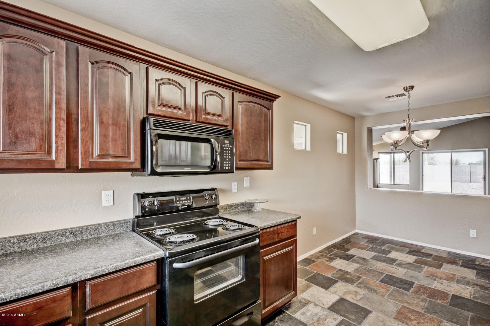 3634 West Vineyard Road Phoenix, AZ 85041 - Photo 16 of 32 Vineyard (17)