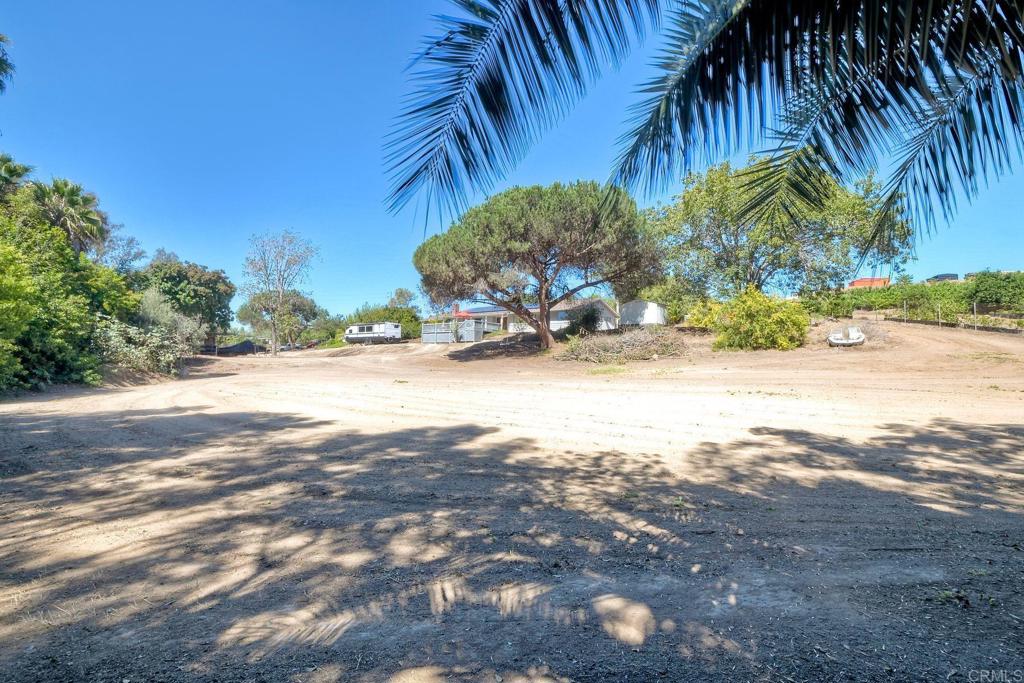 554 Taylor Street Vista, CA 92084 - Photo 30 of 51 a view of a backyard of a house