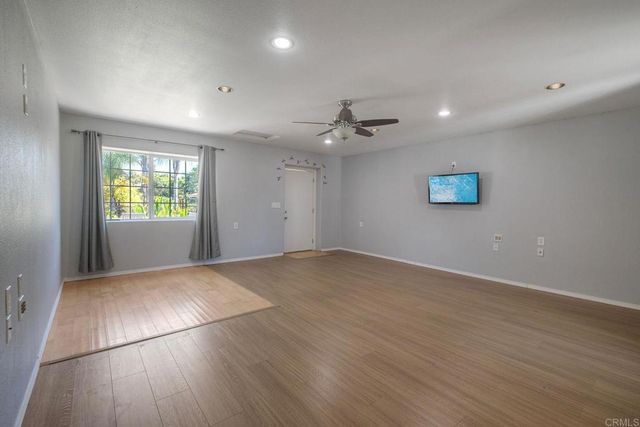 $1,177,777 | 554 Taylor Street, Vista, CA 92084