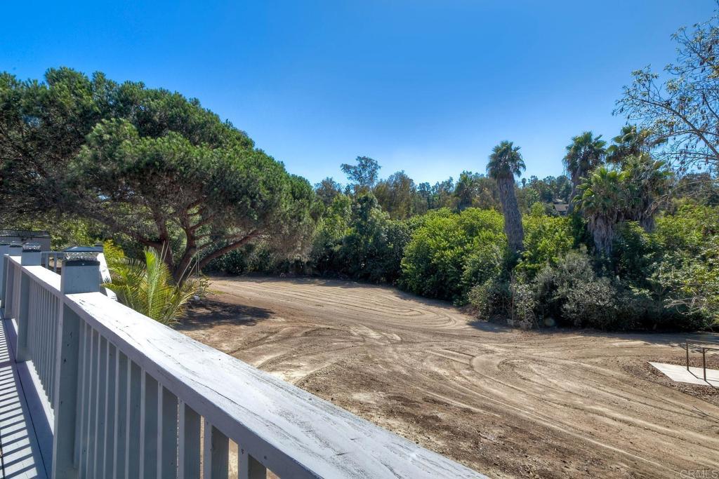 554 Taylor Street Vista, CA 92084 - Photo 4 of 51 a view of a backyard of a house