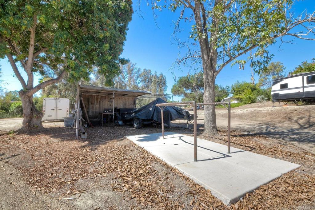 554 Taylor Street Vista, CA 92084 - Photo 45 of 51 a view of a backyard