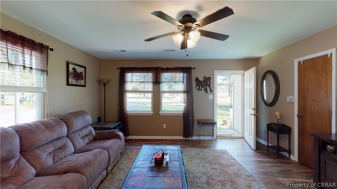 5545 Gum Fork Road Gloucester, VA 23061 - Photo 10 of 43 Gallery Image 10