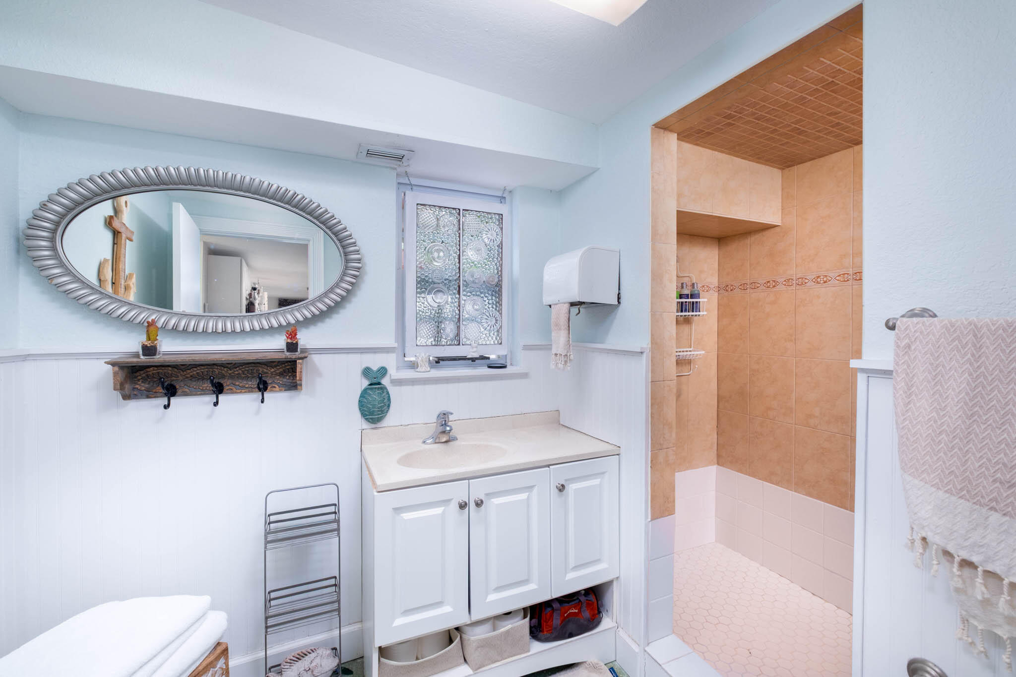 219 Preston Street Islamorada, FL 33036 - Photo 28 of 34 7-back-house-6