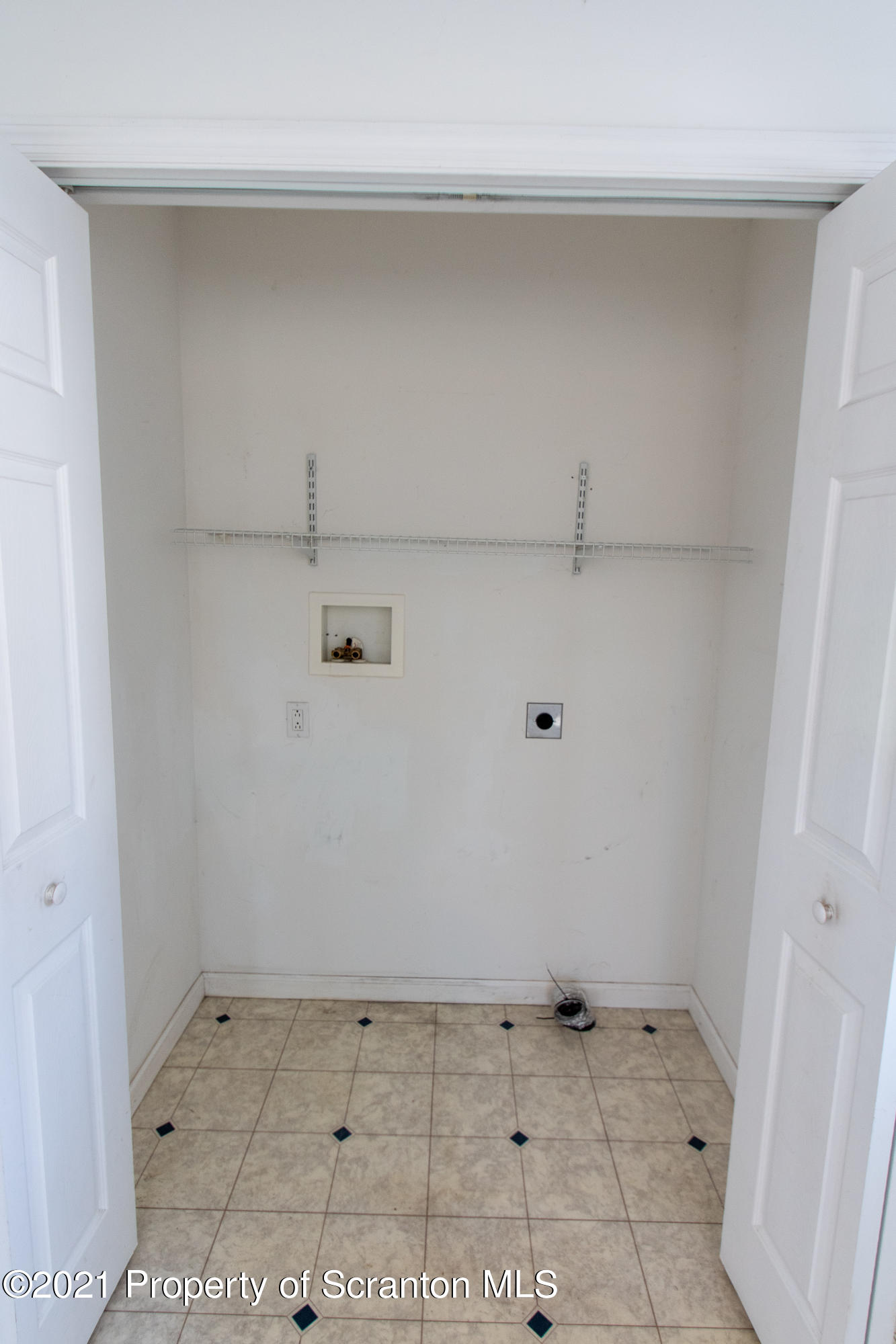 1222 Fairview Road Clarks Summit, PA 18411 - Photo 10 of 38 Gallery Image 10
