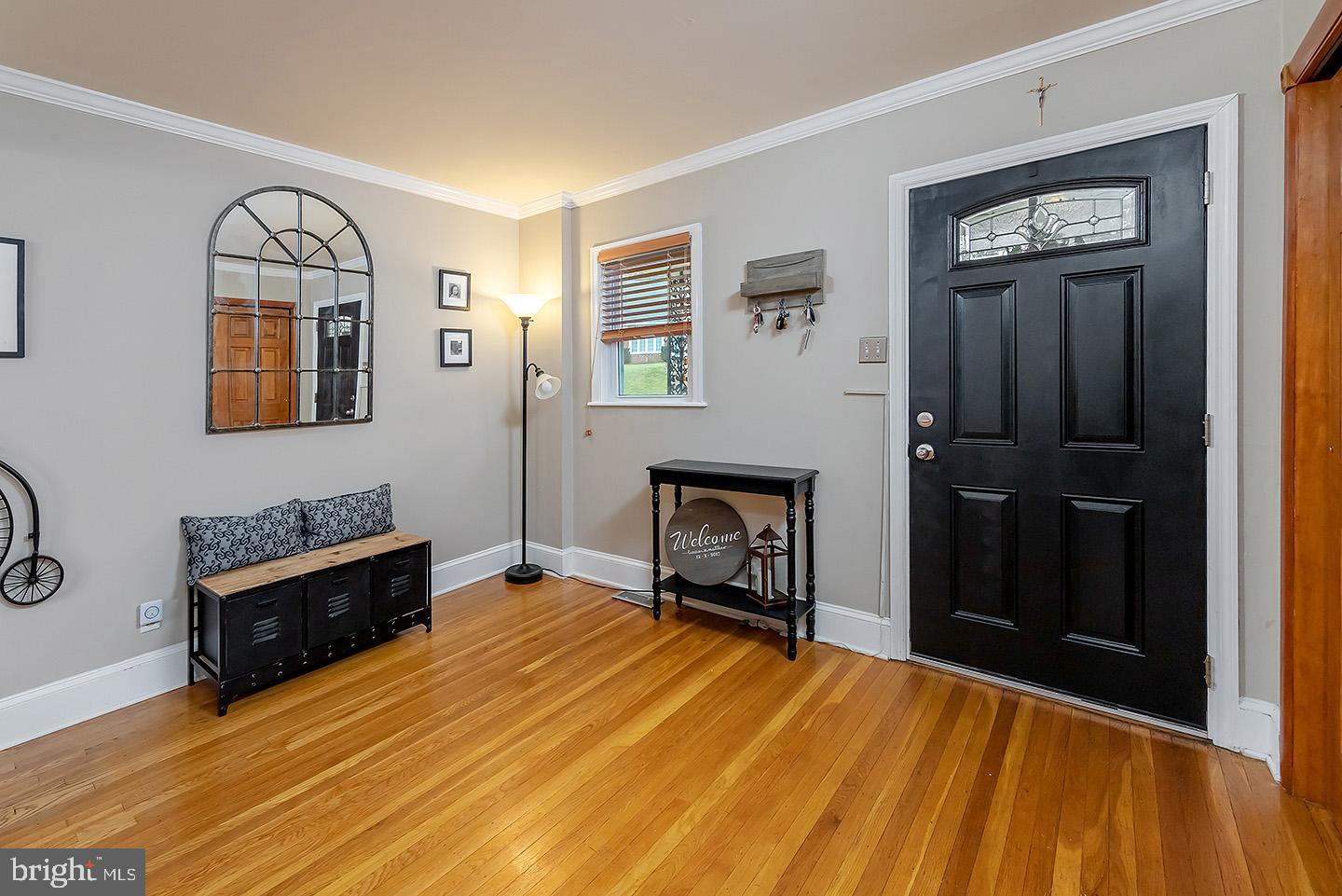 900 Glenroy Road Philadelphia, PA 19128 - Photo 8 of 34