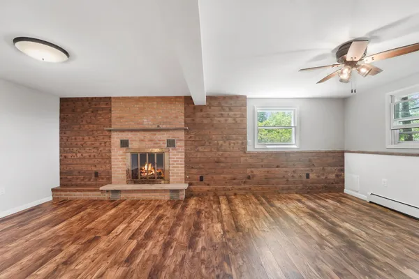 $2,300 | 40 Grand Street, Binghamton, NY 13903