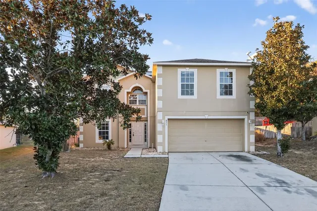 $299,900 | 831 Marietta Lane, Eustis, FL 32726