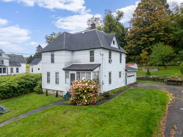 $179,000 | 101 South Main Street, Fairfield, NY 13406