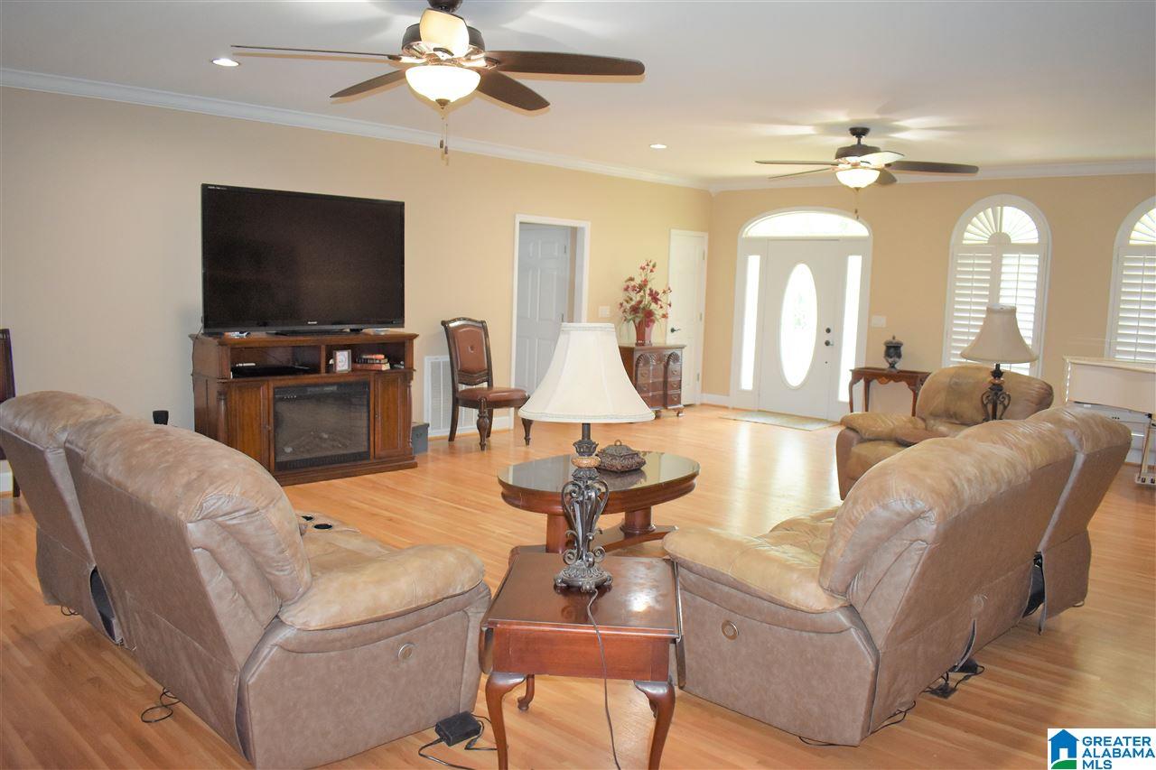 8760 Pine Mountain Road Pinson, AL 35126 - Photo 9 of 42