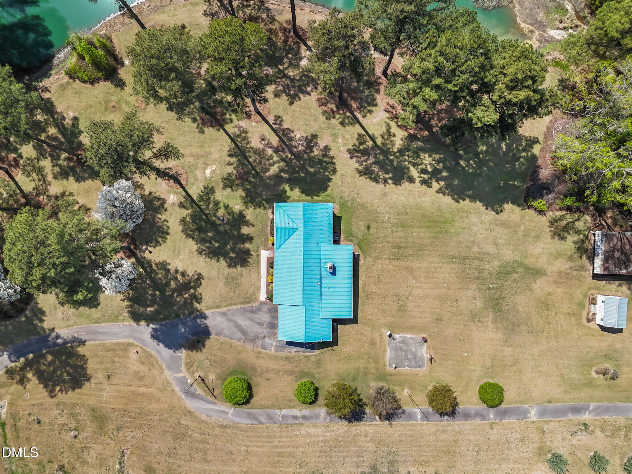 2044 Bethlehem Road Raleigh, NC 27610 - Photo 7 of 44 13-web-or-mls-DJI_20260401142926_0173_D
