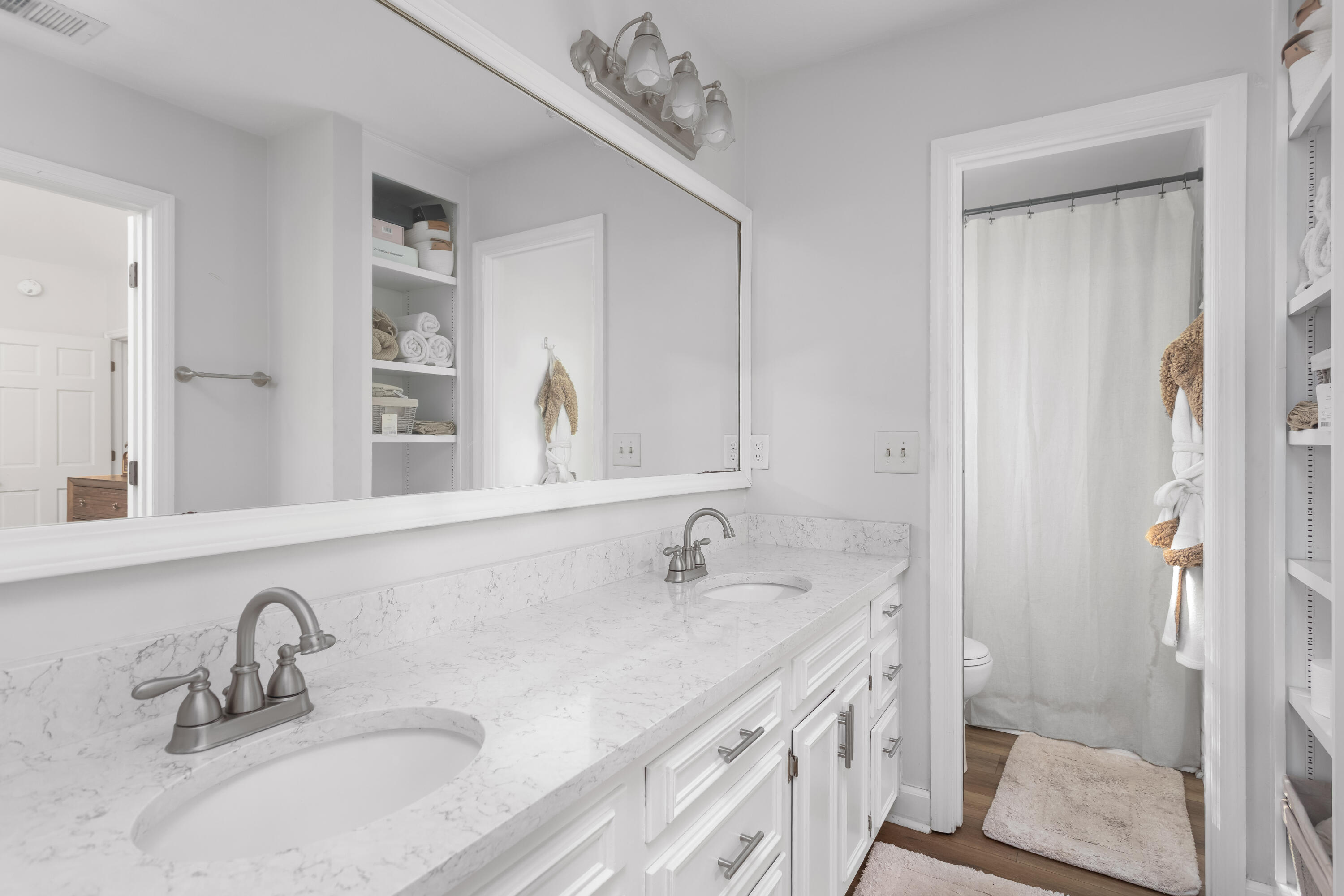 1159 Shilling Place Mount Pleasant, SC 29464 - Photo 18 of 27 1159ShillingPlace_MaxPhotography-19