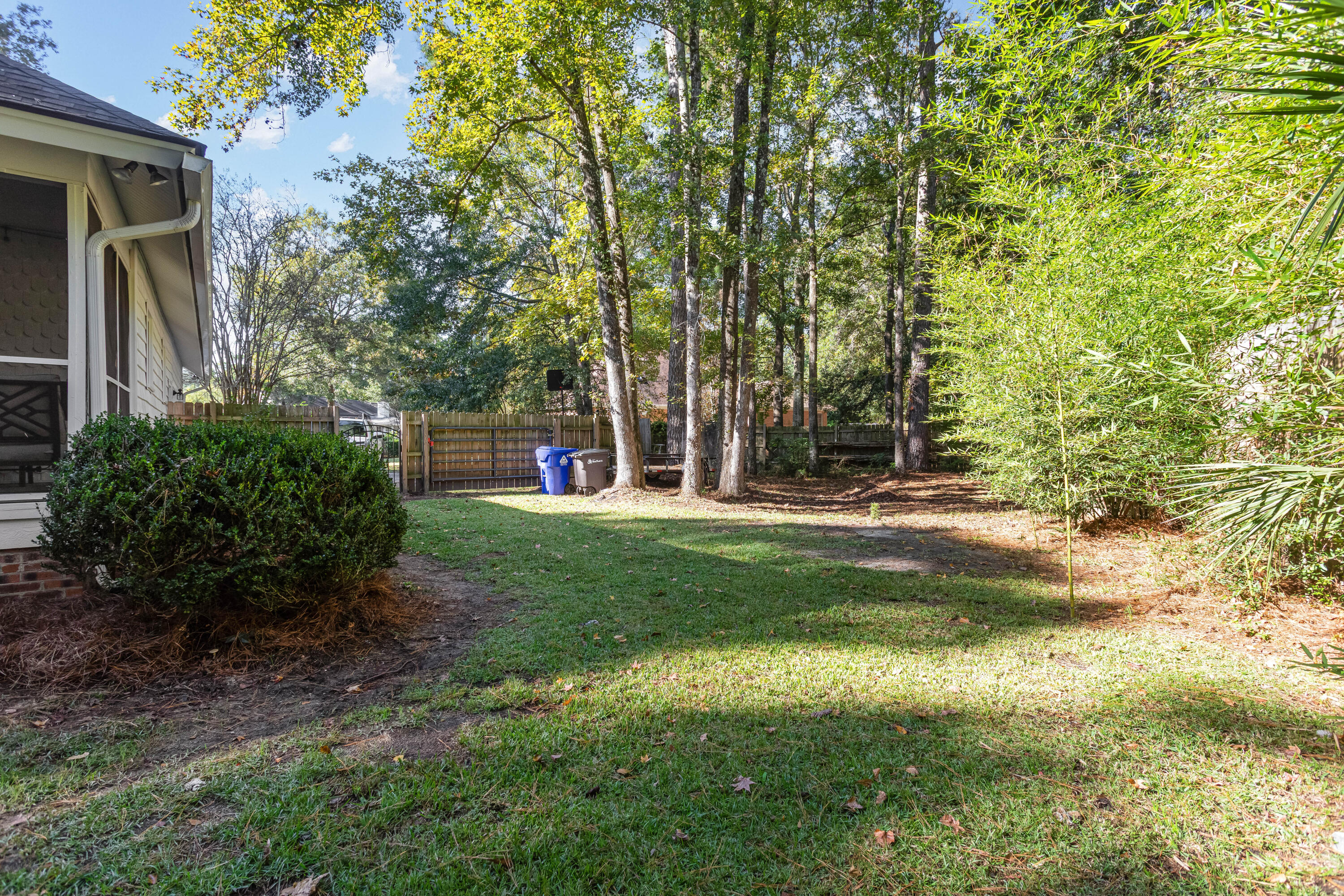 1159 Shilling Place Mount Pleasant, SC 29464 - Photo 25 of 27 1159ShillingPlace_MaxPhotography-27