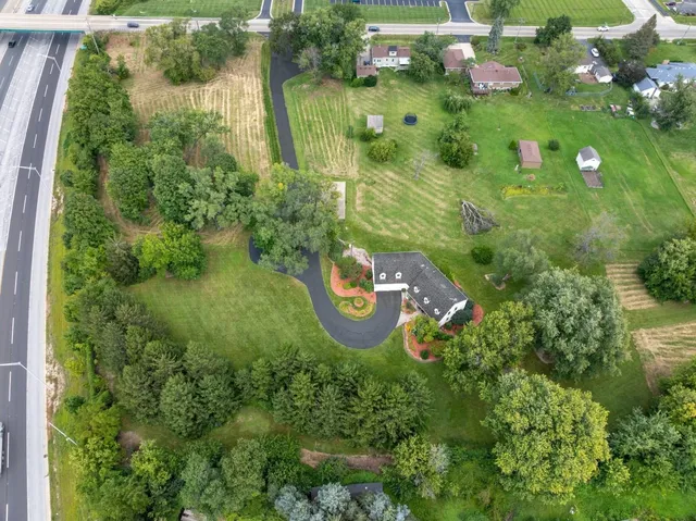 $499,900 | 7879 Newburg Road, Rockford, IL 61108