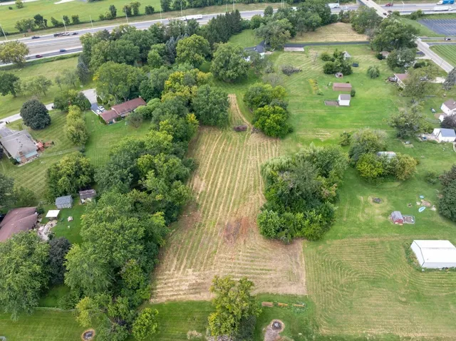 $499,900 | 7879 Newburg Road, Rockford, IL 61108