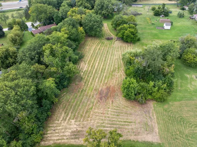 $499,900 | 7879 Newburg Road, Rockford, IL 61108