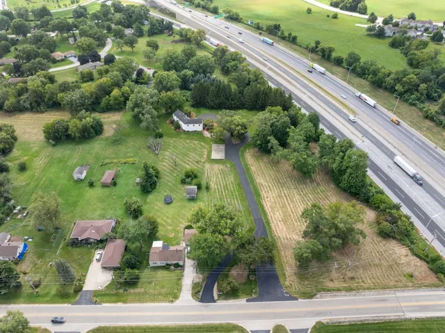 $499,900 | 7879 Newburg Road, Rockford, IL 61108