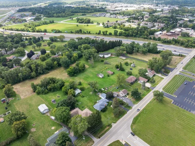 $499,900 | 7879 Newburg Road, Rockford, IL 61108