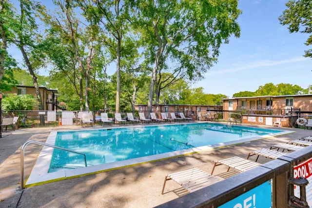 $1,300 | 2601 Hillsboro Pike, Unit H10, Nashville, TN 37212