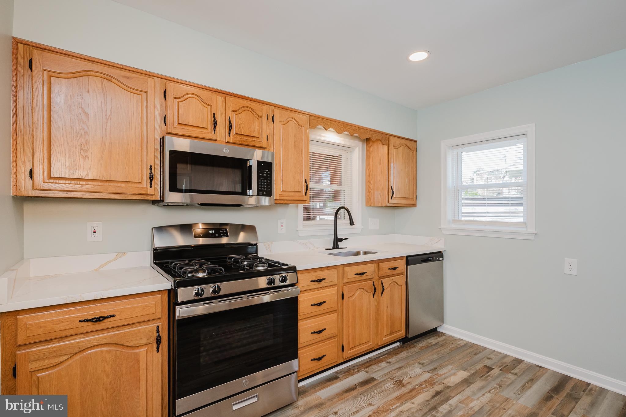 8029 Neighbors Avenue Rosedale, MD 21237 - Photo 21 of 42 ALL NEW APPLIANCES & QUARTZ COUNTERS