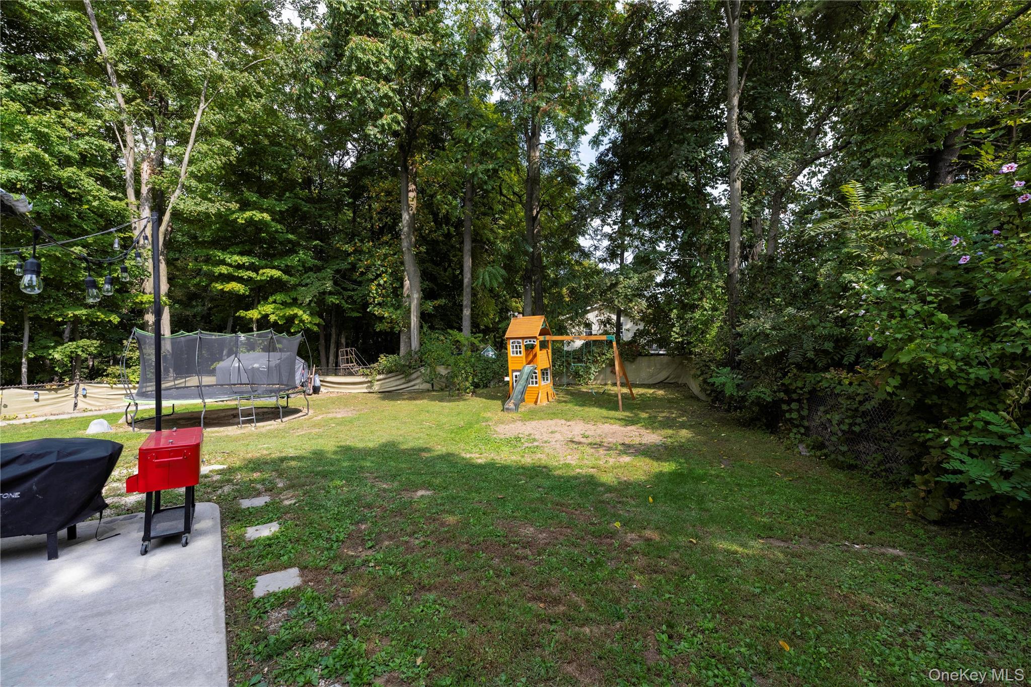 1 Essex Road Poughkeepsie, NY 12601 - Photo 19 of 21 Fenced in backyard