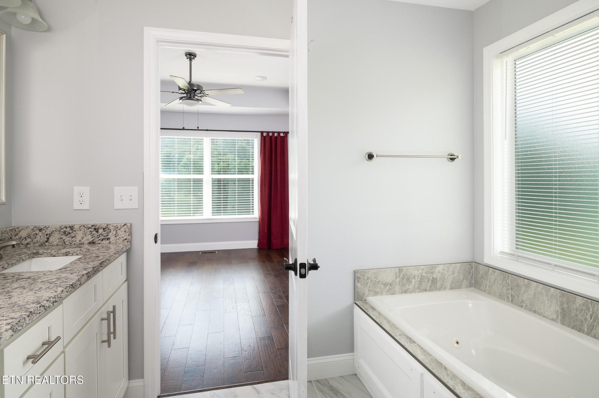 7090 Loudon Ridge Road Lenoir City, TN 37771 - Photo 16 of 28 Gallery Image 16