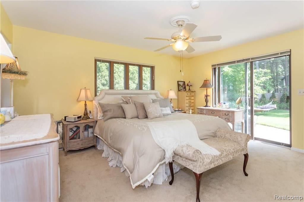 336 Stephens Road Grosse Pointe Farms, MI 48236 - Photo 11 of 22