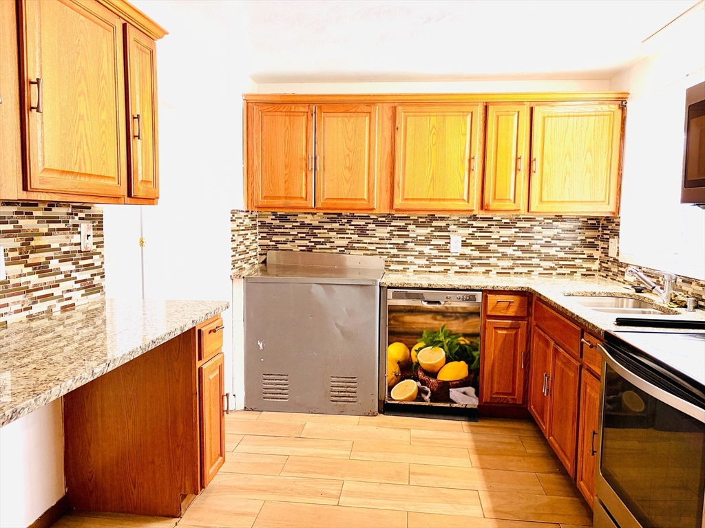 178 Bates Road Brockton, MA 02302 - Photo 3 of 18