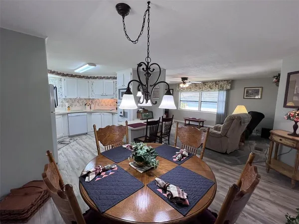 $194,500 | 2055 South Floral Avenue, Unit 92, Bartow, FL 33830