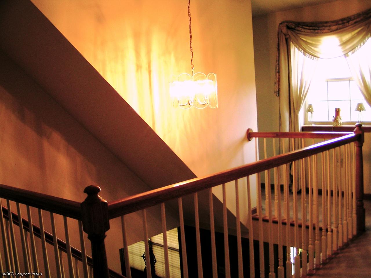 1824 Hill Road Effort, PA 18330 - Photo 13 of 13 Upstairs Hallway