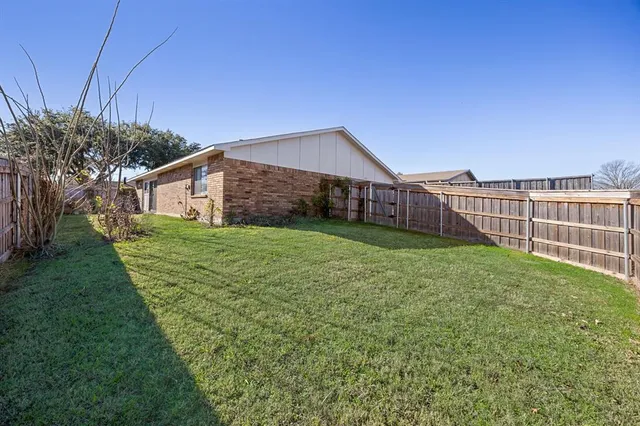 $275,000 | 9201 Vagas Drive, Rowlett, TX 75088