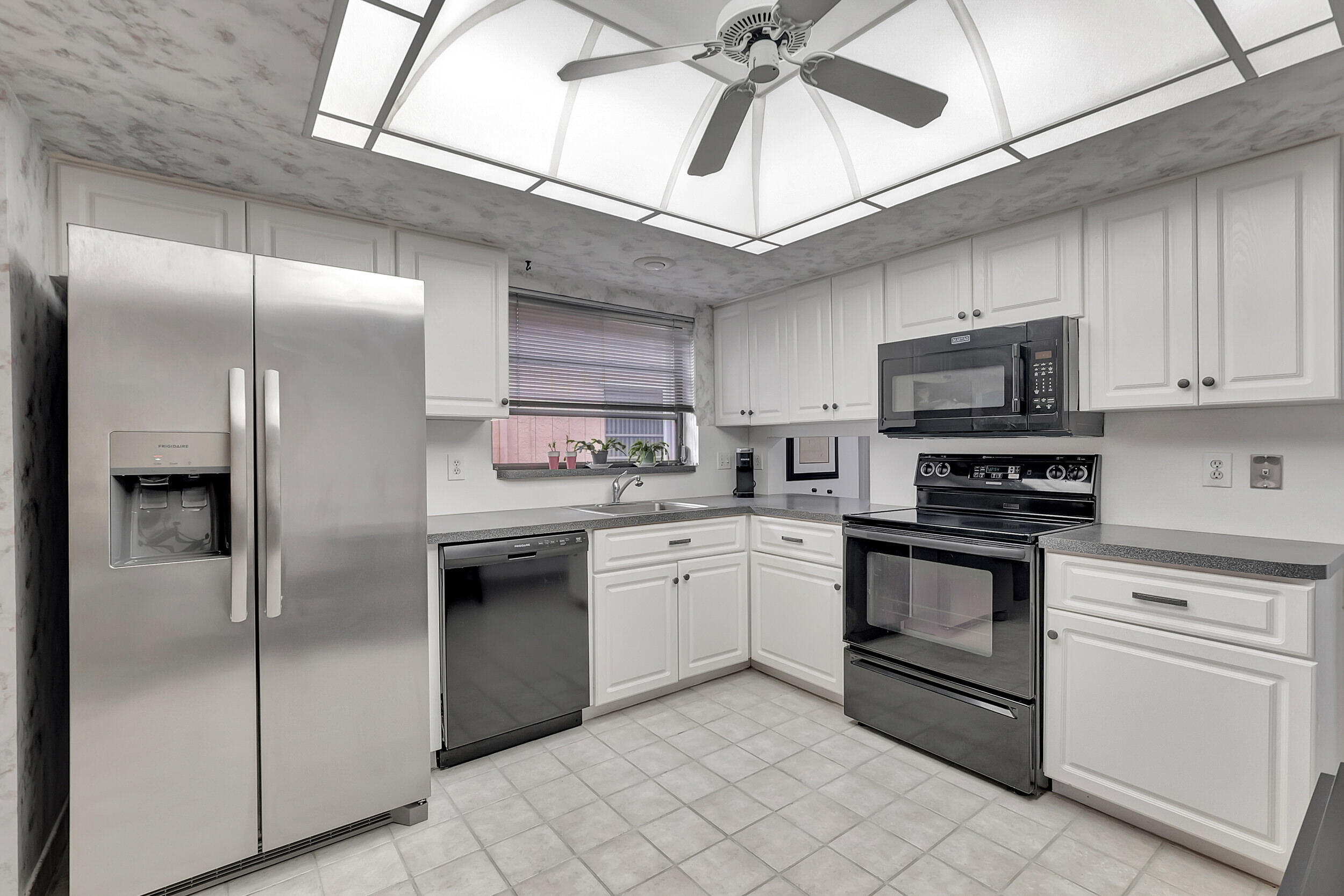 10652 180th Place South Boca Raton, FL 33498 - Photo 17 of 55 DSC_0987