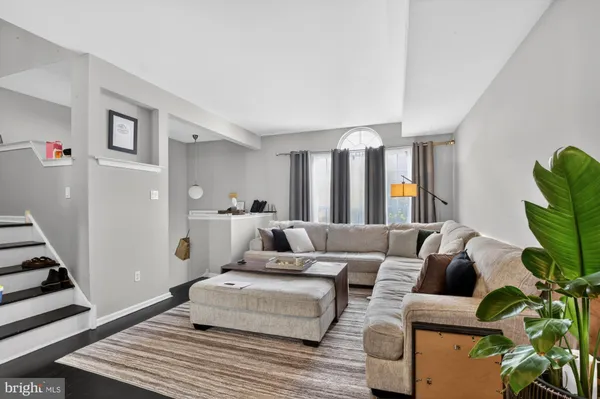 $2,680 | 313 Sage Lane, Philadelphia, PA 19128
