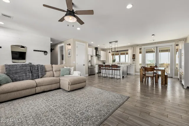 $547,000 | 35735 West Broadway Road, Tonopah, AZ 85354