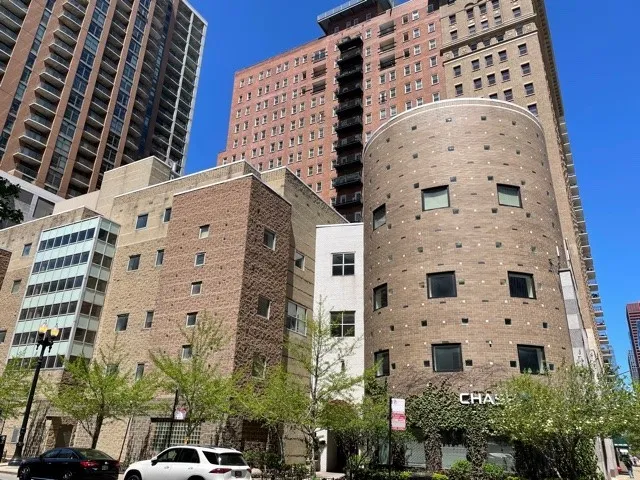$1,600 | 40 East 9th Street, Unit 1412, Chicago, IL 60605