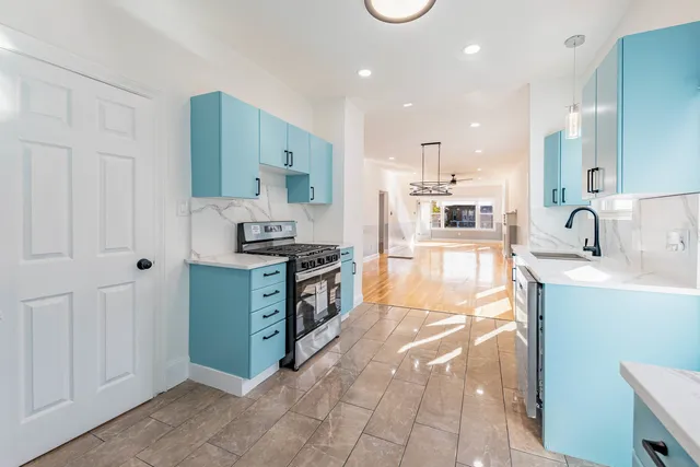 $289,999 | 8624 South Throop Street, Chicago, IL 60620