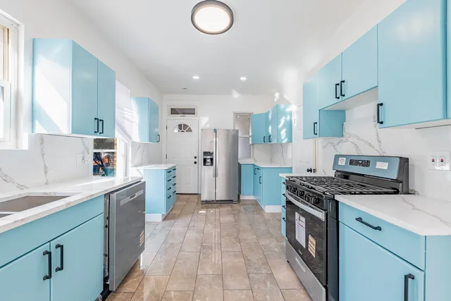 $289,999 | 8624 South Throop Street, Chicago, IL 60620